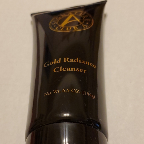Skincare Signature Club A by Adrienne Arpel cleanser - Picture 1 of 6